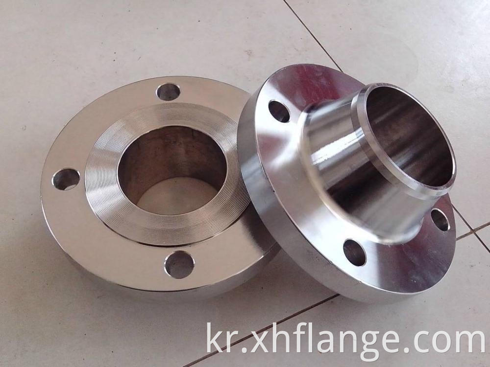 forging carbon flange